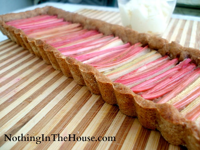 Rhubarb tart