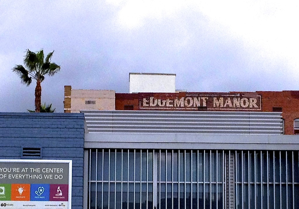 Edgemont Manor, Los Angeles